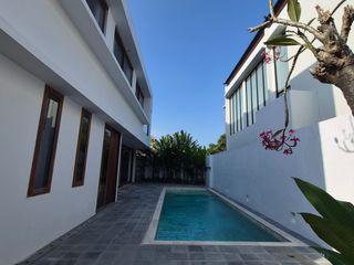Rental - Luxury 4-bedroom fully furnished villa  with Private Pool in Prime area Pererenan, Canggu, Bali
