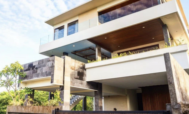 VILLA MEWAH VIEW LAUT TIARA NUSA GOA GONG BADUNG, BALI