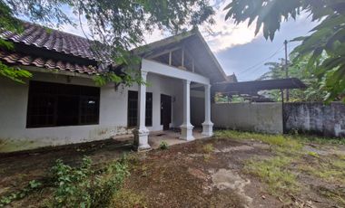 Rumah Dengan Tanah Luas Sangat Dekat Poros Tol Ir.Sutami Makassar