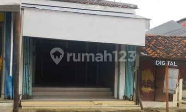 Ruko Dekat Pasar Pagi Cocok Untuk Usaha
