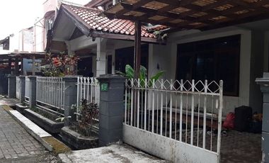 Rumah Tengah Kota 2 Lt Type 250 LT 198 M2 Cibabat, Cimahi Utara.
