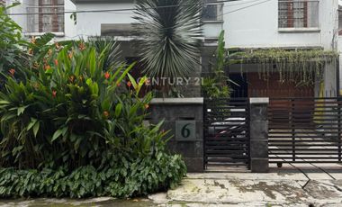 Dijual Rumah Siap Huni Lokasi Strategis Dekat Gandaria City