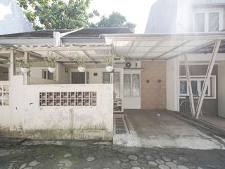 Rumah 1 Lt SHM 13 Menit ke Pintu Tol Jati Asih 2 Hadap Utara J-51785