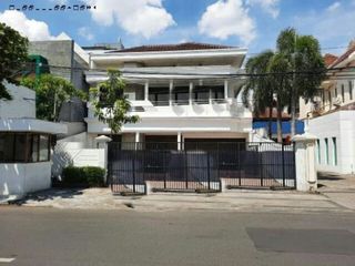 Rumah JALAN BALI, SBY PUSAT Area Komersial, cocok untuk hunian dan Usaha