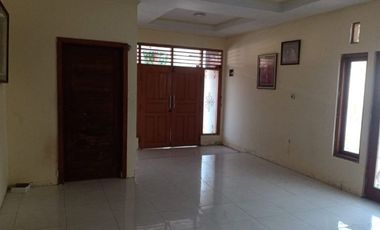 Dijual Rumah Dalam Komplek di Area Ciledug