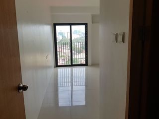 Affordable Studio Condo via inhouse financing near Ayala Cebu Business Park Cebu