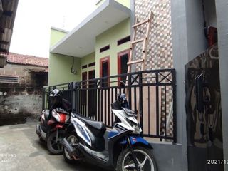 rumah strategis di bintara 9 dekat ke pondok kopi