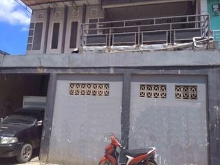 Jual Rumah Cocok Untuk Usaha di Jalan Mandiri Papua Barat