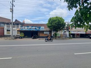 Dijual Ruang Usaha Komersial Di Area Bisnis Jl. Hos Cokroaminoto, Yogyakarta .