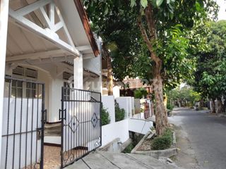 Rumah 2 Lantai Bagus di Bintaro Sektor 5, Tangerang Selatan