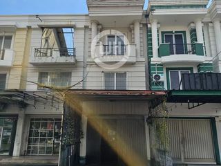 Ruko Dijual Semi Furnished di Boulevard Hijau Bekasi Jawa Barat