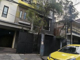 Kos Sekaligus Rumah Lokasi Strategis Di Taman Sari JakBar S9833