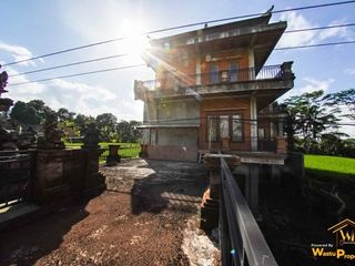 DIJUAL HOTEL 3 LANTAI LOKASI PINGGIR JALAN DAERAH KELIKI UBUD