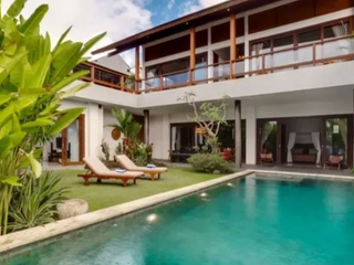 TROPICAL LUXURY OCEAN VIEW VILLA IN PECATU BADUNG