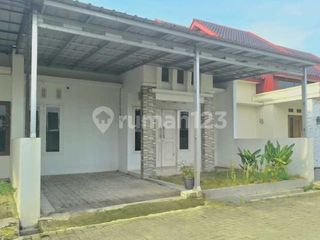 Rumah Seperti Baru dengan Lingkungan Nyaman