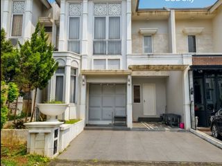 Rumah bonus furnished di Greenwich BSD, dekat QBIG