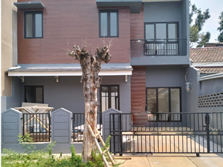 Menarik rumah brand new baru di Nusa Loka BSD CIty