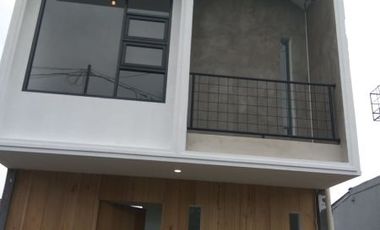 RUMAH BARU FULL FURNISHED MINIMALIS DI JLN MANISI BANDUNG | HERMAWAN