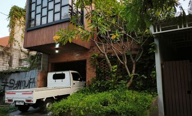 2057. Dijual Rumah Gayungsari Barat, Jambangan Surabaya Selatan
