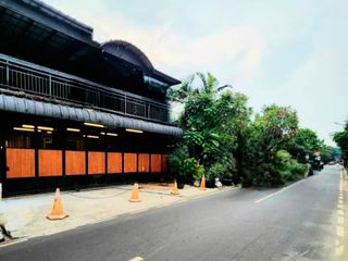 For Sale/Dijual Tempat Usaha Cocok Untuk Ruang Usaha/Kantor