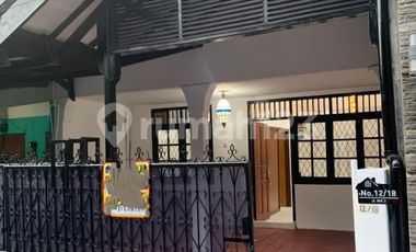 Dijual Rumah Lama Dan Siap Huni Di Cilandak