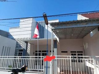 Rumah Wiguna, STRATEGIS, ROW 2 MOBIL