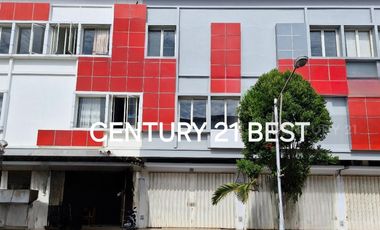Ruko Di Kawasan Pertokoan Dan Perkantoran Jalan Alauddin Makassar