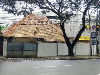 Disewakan Rumah Lokasi Sangat Bagus Untuk Usaha Di Kebayoran Baru