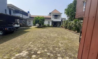 Rumah di Lubang Buaya Jakarta Timur Full Furnish strategis bebas banjir