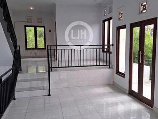 House For Sale Area Pererenan Close to Frestive and Pepito Market Pererenan