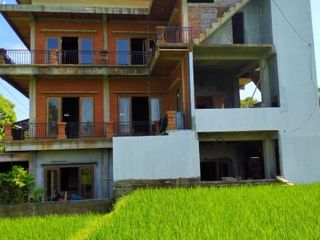 DIJUAL MURAH! HOTEL 3 LANTAI VIEW SAWAH DI KAWASAN PARIWISATA UBUD