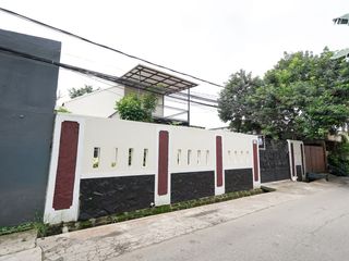 Rumah 1 Lt Tanah Luas 11 Menit ke Tol Jati Asih 2 Hadap Utara J-42693