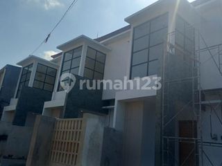 Dijual Rumah Baru Modern Style di Denpasar