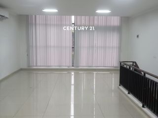 Ruko Strategis 3 Lantai Siap Pakai  Fr 17373
