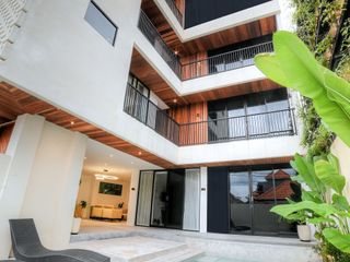 Leasehold - Exclusive Modern Suites in Prime Canggu Location, Bali