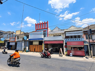 Ruko 2 Lantai Strategis Dekat Pasar Godean.