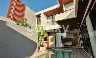 VILLA TROPIS MODERN MINIMALIS DEKAT CANGGU DI BUDUK MENGWI BADUNG, BALI
