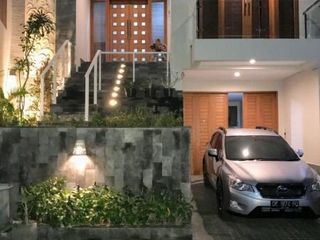 Rumah Mewah One Gate System lokasi Denpasar