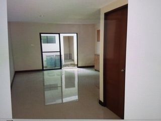 4 Bedrooms Apartment in Guadalupe Cebu City