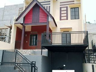 Rumah 2 lantai Banten lokasi strategis 10 menit ke stasiun KRL