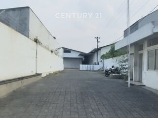 Gudang Pabrik SHM 5.251 M2, Tepi Jalan Besar Majapahit, Ngantong.