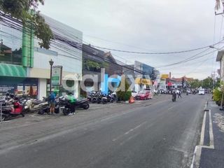 RUKO STRATEGIS 2 LANTAI DI BANJAR TAMAN SEMINYAK KEROBOKAN BADUNG, BALI