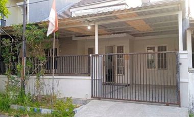 2111. Jual Rumah di Pondok Chandra Jambu Dekat Sekolah