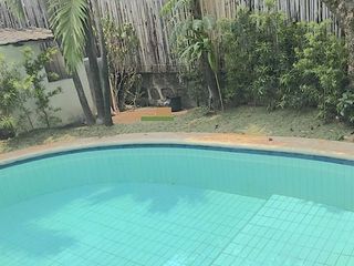 Duplex with Pool for Sale in San Lorenzo Village, Makati City