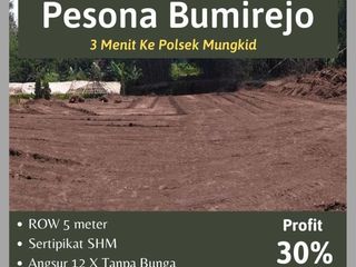 Tanah Magelang Jawa Tengah