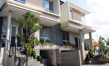 RUMAH EKSKLUSIF MODERN MINIMALIS ROSE GARDEN RESIDENCE SESETAN DENPASAR, BALI