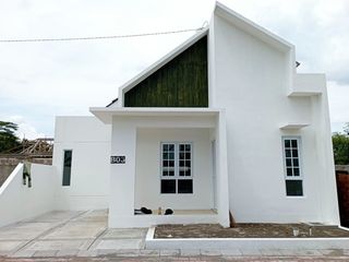 Rumah Konsep Minimalis Modern 350Jtan Ngawen