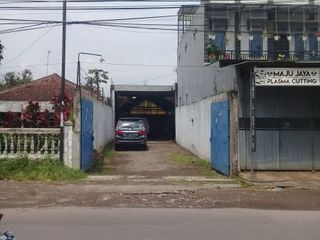 Jual Cepat Tanah Bonus Rumah Untuk UsahaPerGudangan Di Mainroad Cicalengka