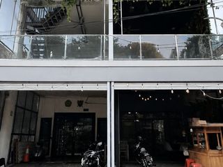 ruko lokasi prima siap pakai di kencana loka bsd city tangerang selatan banten