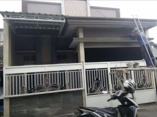 DIJUAL RUMAH BANJARSARI SUCI MANYAR GRESIK